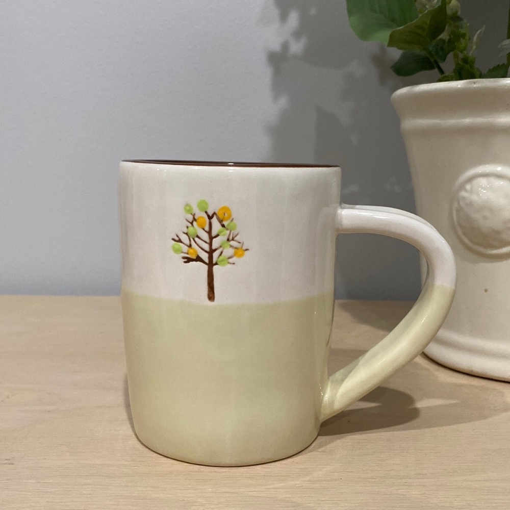 Starbucks 2009 Hand painted Ceramic 14oz. Coffee Mug
